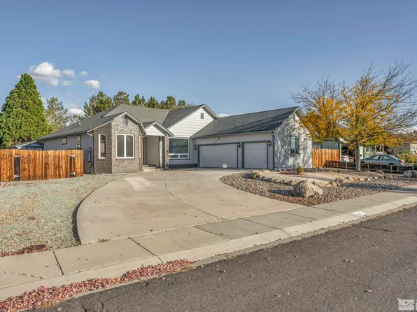 1299 Bridle Way, Minden, NV 89423