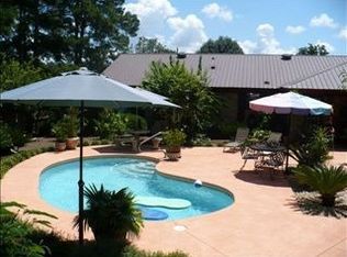 215 4h Club Rd, Lake Park, GA 31636