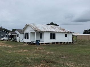 925 Main St, Hempstead, TX 77445