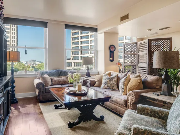 411 W 7th St APT 405, Fort Worth, TX 76102