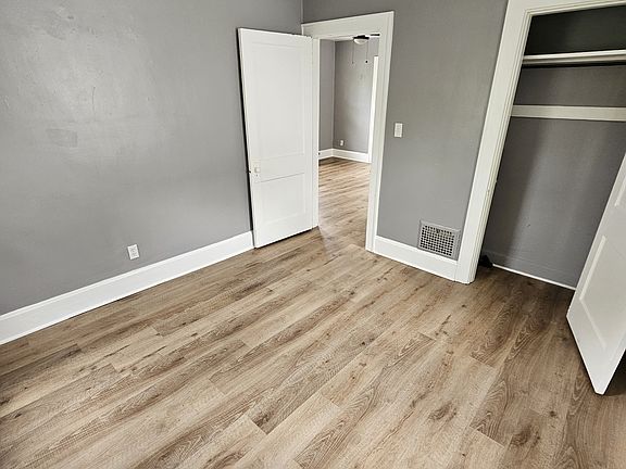 4th image of 3902 Taylor Ave #2