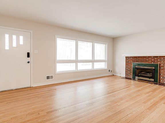 5th image of 6817 Montauk Dr