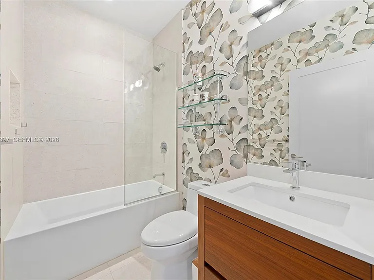 3581 E Glencoe St #403 — Photo 24