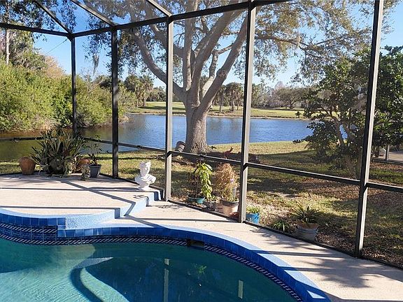 3rd image of 6420 Rookery Cir