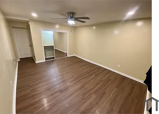6043 Wister St #1F — Photo 11
