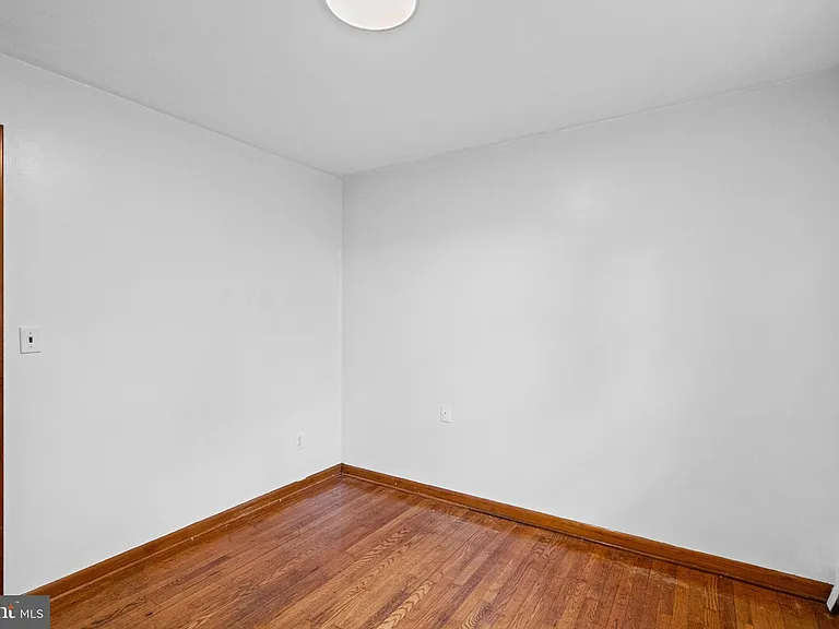 16811 Ridge Rd — Photo 11