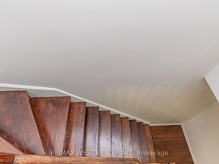 4975 Southampton Dr #218 — Photo 16
