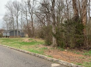 1978 Bluebird Cir, Morristown, TN 37814