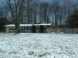 3394 Hillcrest Ave, Barberton, OH 44203