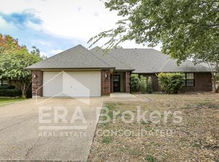 505 Sun Meadows Dr, Harker Heights, TX 76548