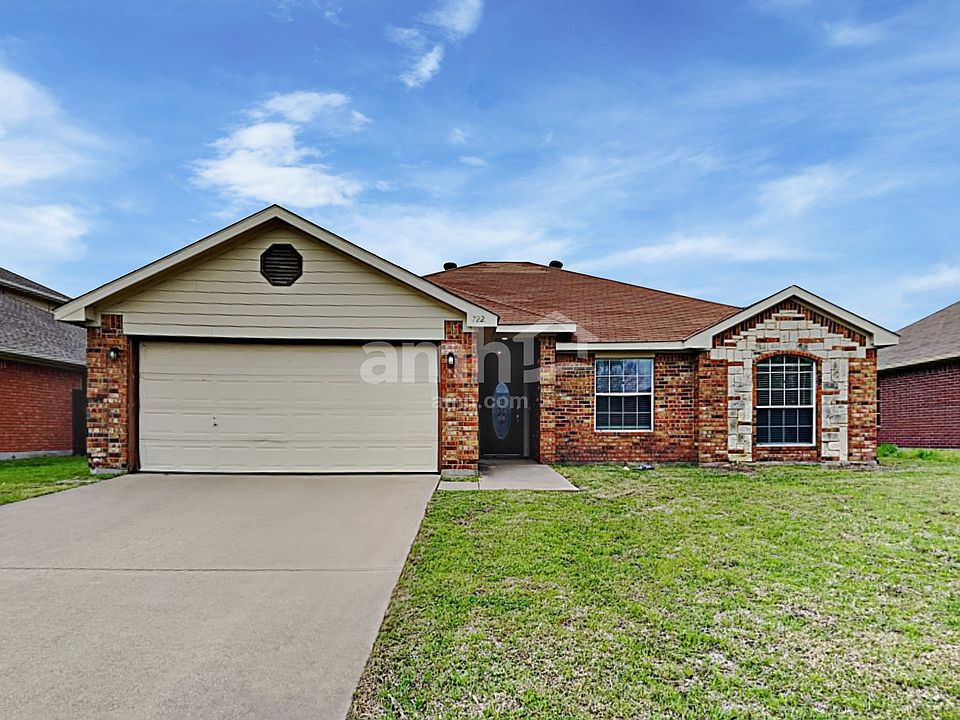 1st image of 722 Stacie Ln