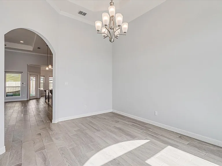 15501 Escapade St — Photo 10