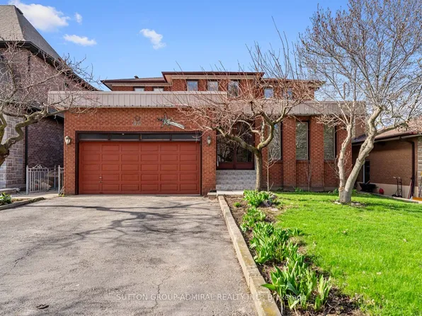 48 Weldrick Rd W, Richmond Hill, ON L4C 3T8