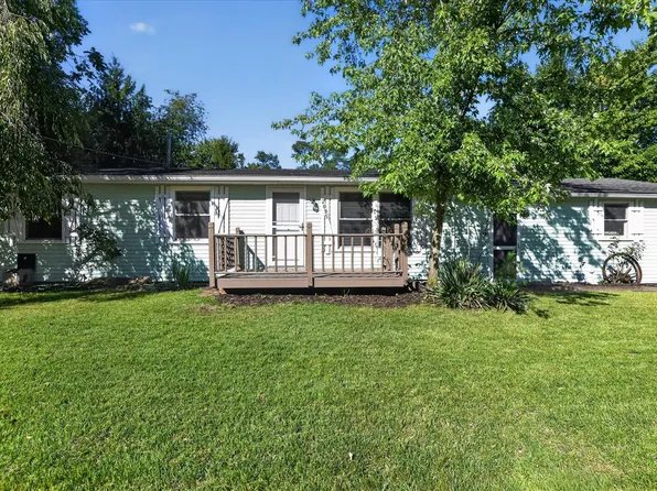 2095 Qualla Ave, Wixom, MI 48393