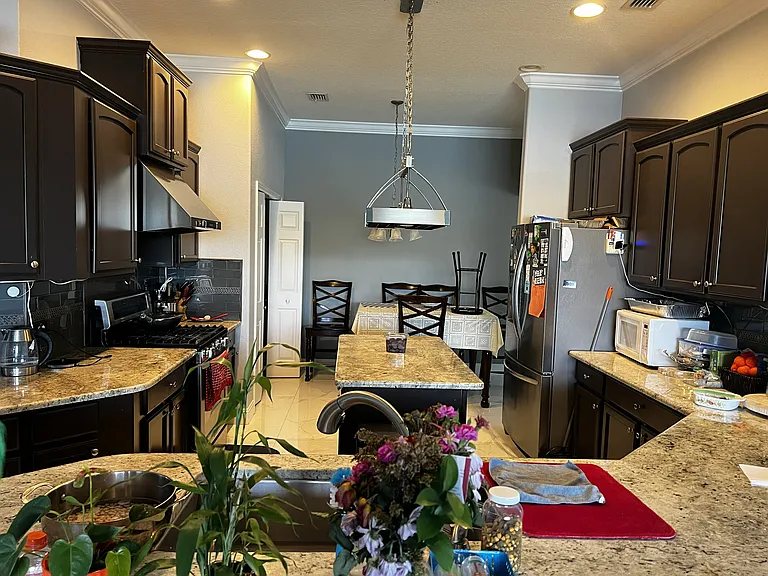 20417 Walnut Grove Ln — Photo 31