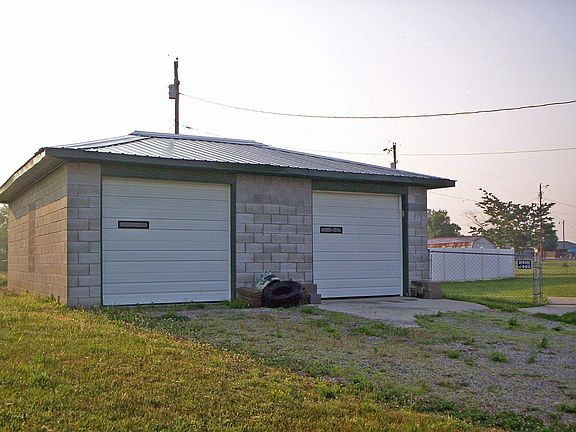 2nd image of 244 Lem Bruner Ln