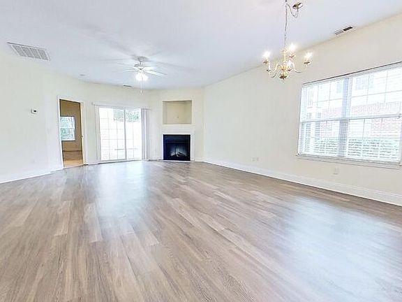 4th image of 1486 Honeybee Ln