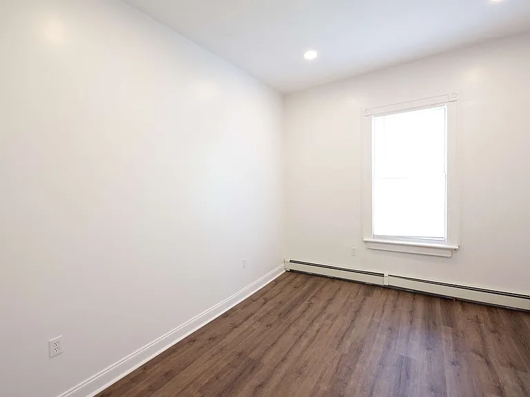 312 Main St #2 — Photo 13