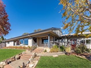 1800 Ridge Rd, Ukiah, CA 95482