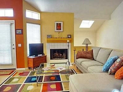 4th image of 12670 Springbrook Dr Unit B