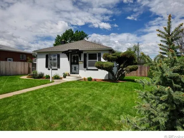 3903 S Logan St, Englewood, CO 80113