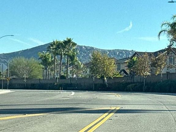 4th image of 30084 Leeward Ct