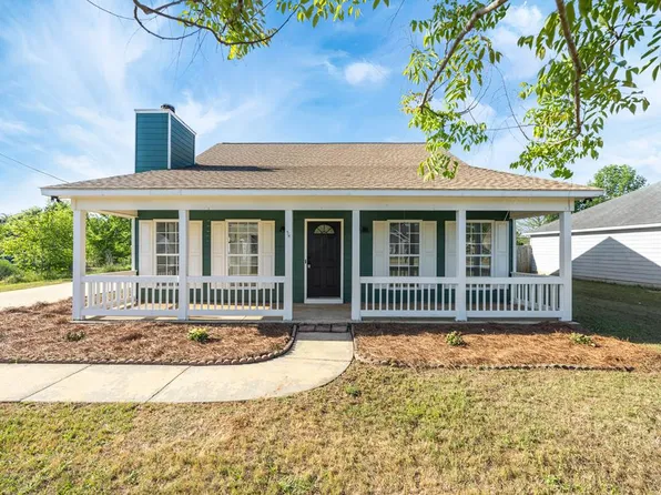 42 Wheatfield Dr, Fort Mitchell, AL 36856