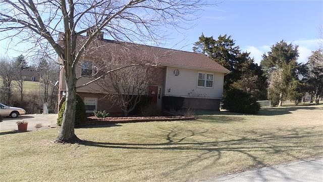 1st image of 143 Cartier Dr