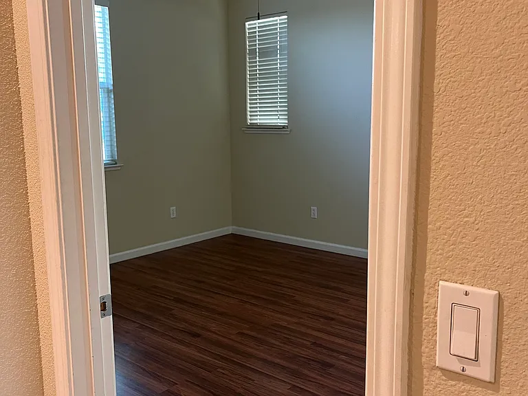2878 Hilltop Mall Rd — Photo 14