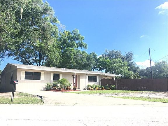 5th image of 1001 Hardy Dr