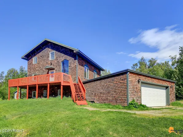 3040 N Seagull Dr, Palmer, AK 99645
