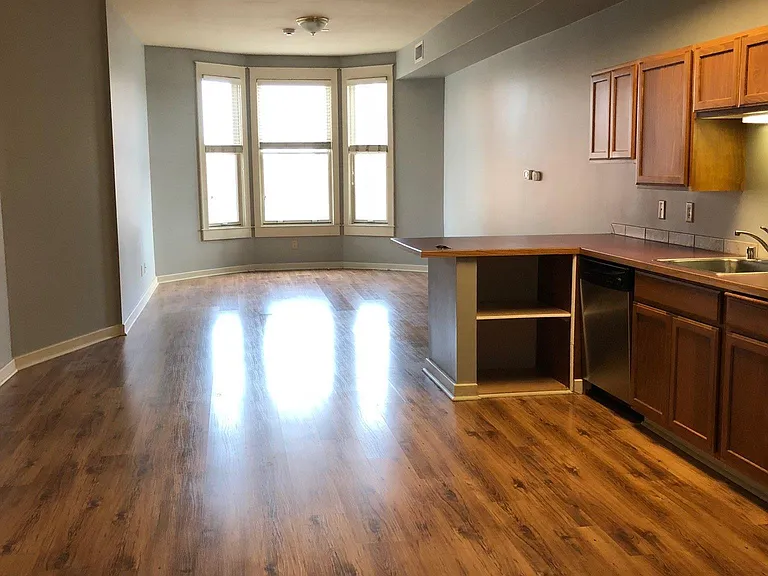 227 W Riverside Ave #209 — Photo 2