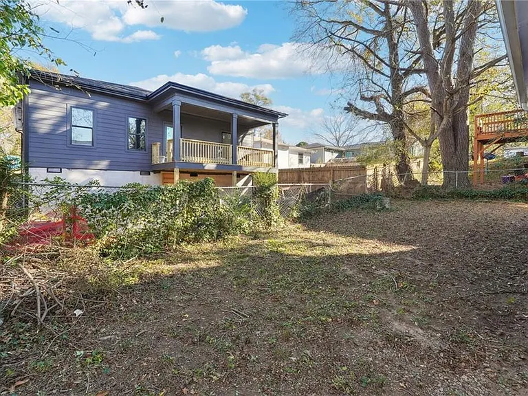 324 Brooks Ave #B — Photo 25