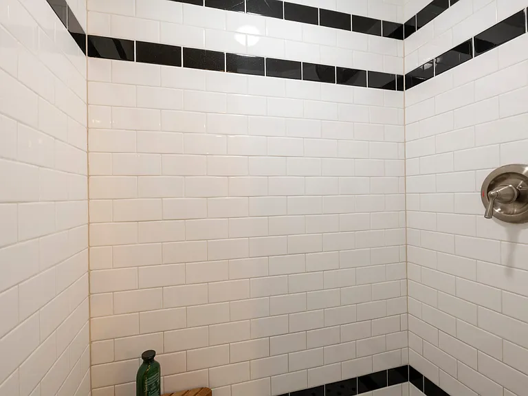 587 E Sherman Ave — Photo 21