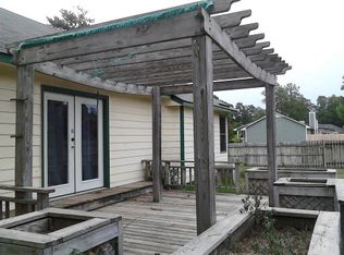 958 Rim Rd, Fayetteville, NC 28314