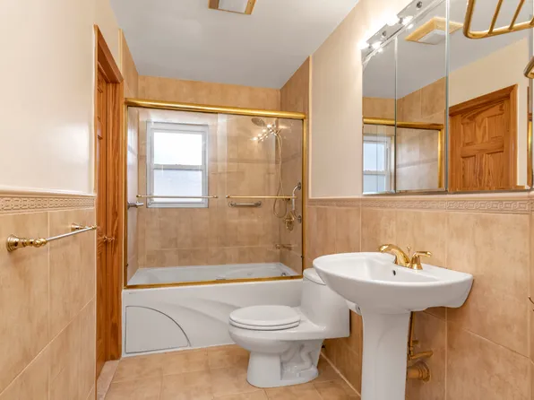 164-12 76th Avenue image 12 of 24