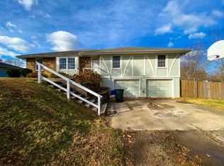 5134 Hutton Rd, Kansas City, KS 66109