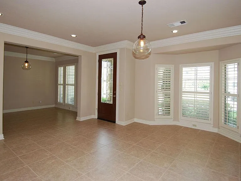 2055 Spring Cedar Ln — Photo 4