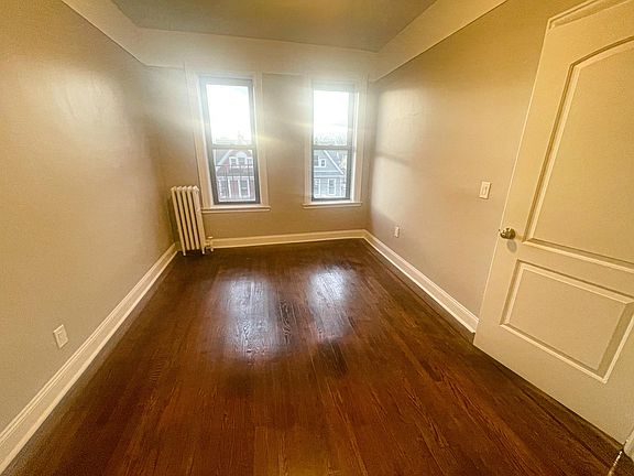 5th image of 89-03 104th St