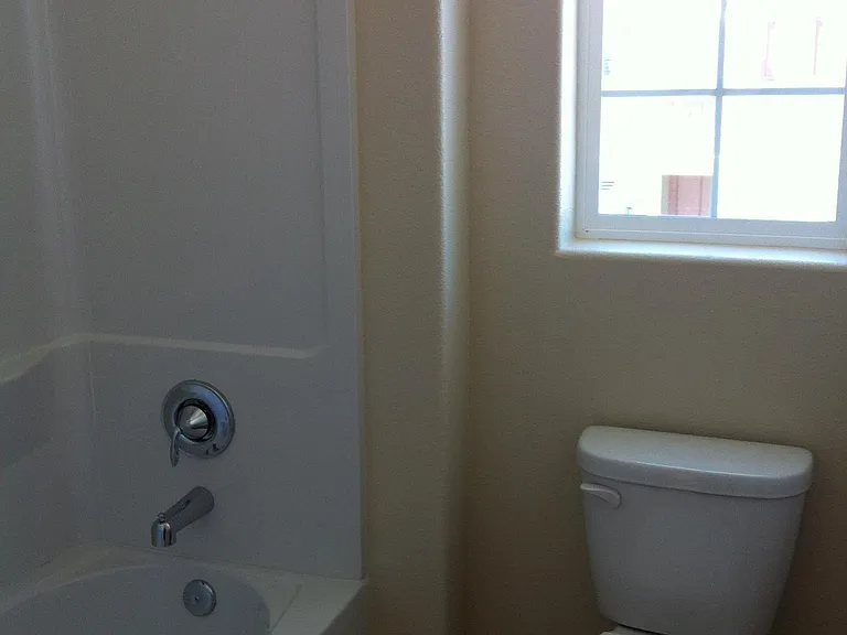 3312 Vittoria Loop — Photo 11
