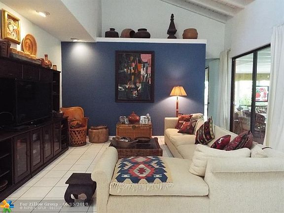 5th image of 8197 Silver Palm Ct #14