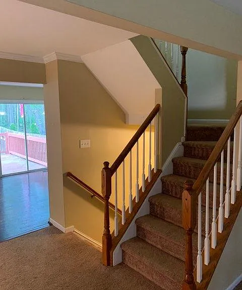 119 Cypress Dr — Photo 3