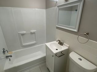 5151 Lee Rd #205, Maple Heights, OH 44137