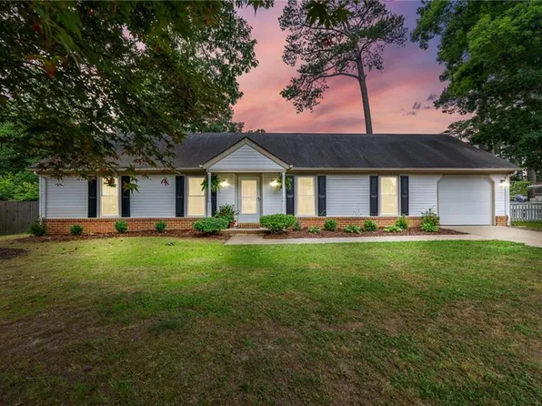 511 Kilby Shores Dr, Suffolk, VA 23434