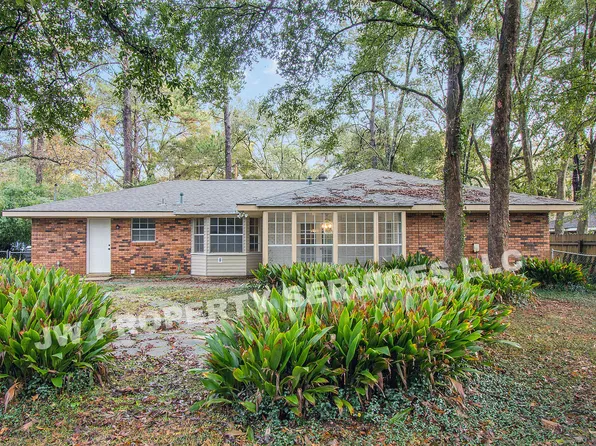 1915 S Jahncke Ave, Covington, LA 70433