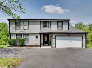 637 Seminary Ave, Oakdale, PA