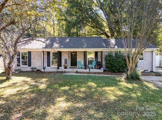 781 Niblick Dr, Gastonia, NC 28054