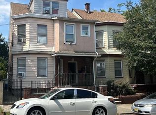 960 E 24th St, Paterson, NJ