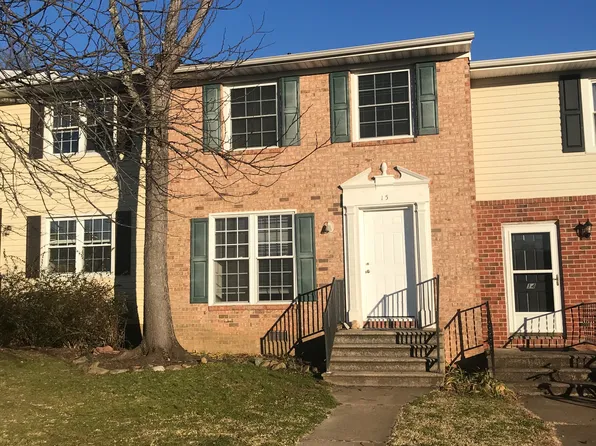 15 Coventry Ct, Fredericksburg, VA 22405