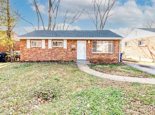 8444 Braddock Dr, Saint Louis, MO